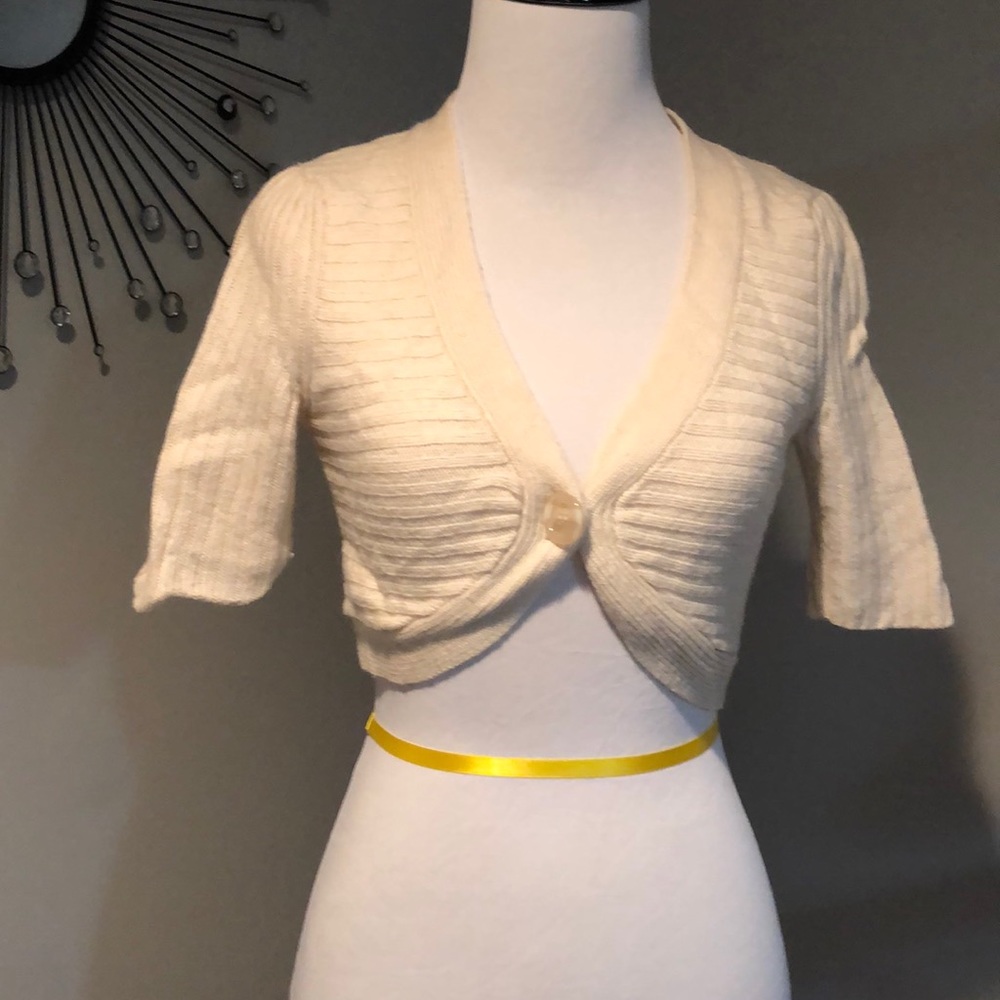 Cream shrug